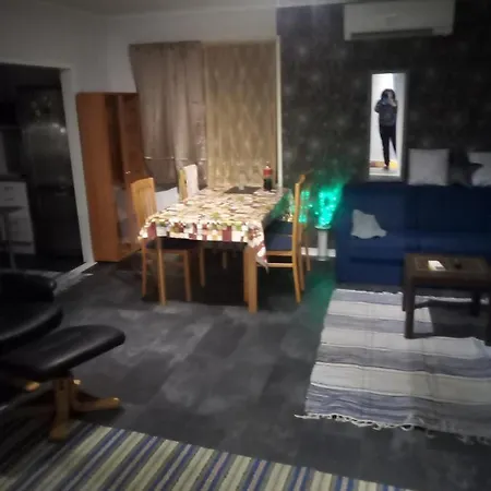 Omakotitalo Kemissa 酒店 凯米