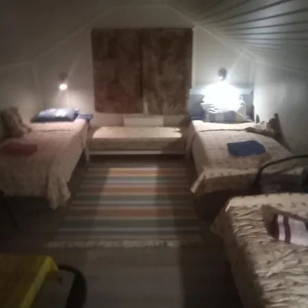 Omakotitalo Kemissa 酒店 凯米