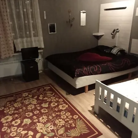 Omakotitalo Kemissa 酒店 *